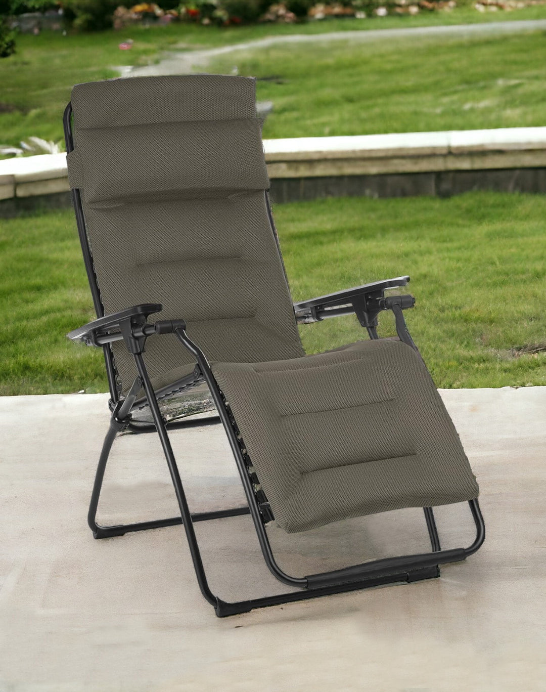 26" Blue Steel Outdoor Zero Gravity Chair with Blue Cushion