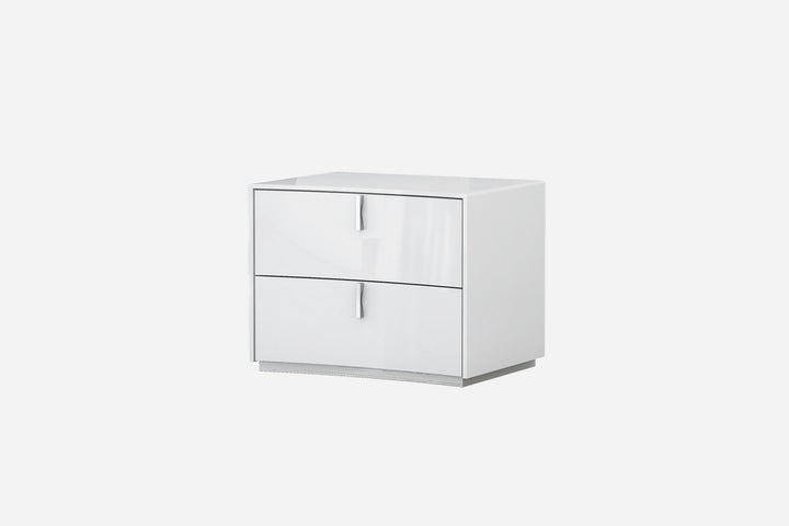 18" White Two Drawers Manufactured Wood Nightstand