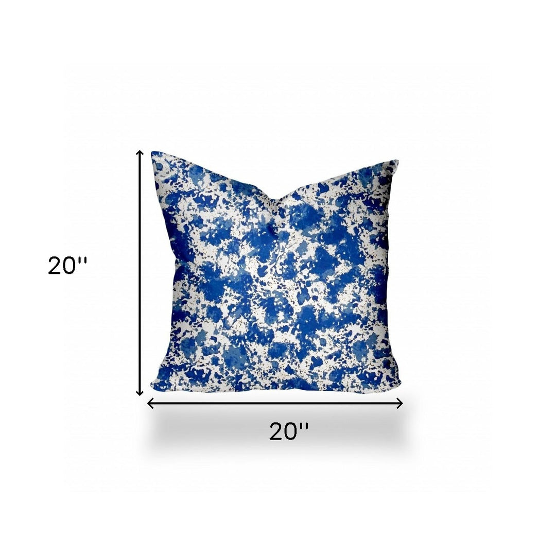 12" X 16" Blue And White Zippered Coastal Lumbar Indoor Outdoor Pillow