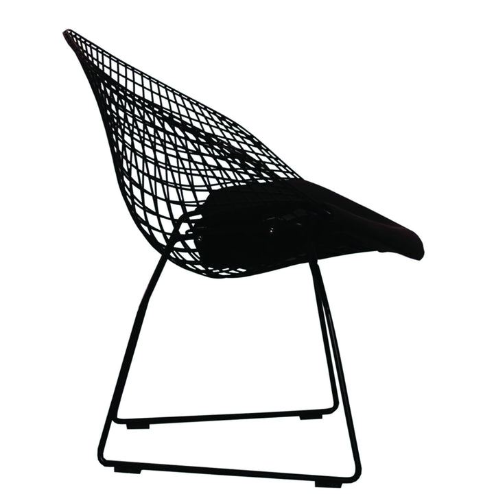 32" Black Metal Lounge Chair with Pad